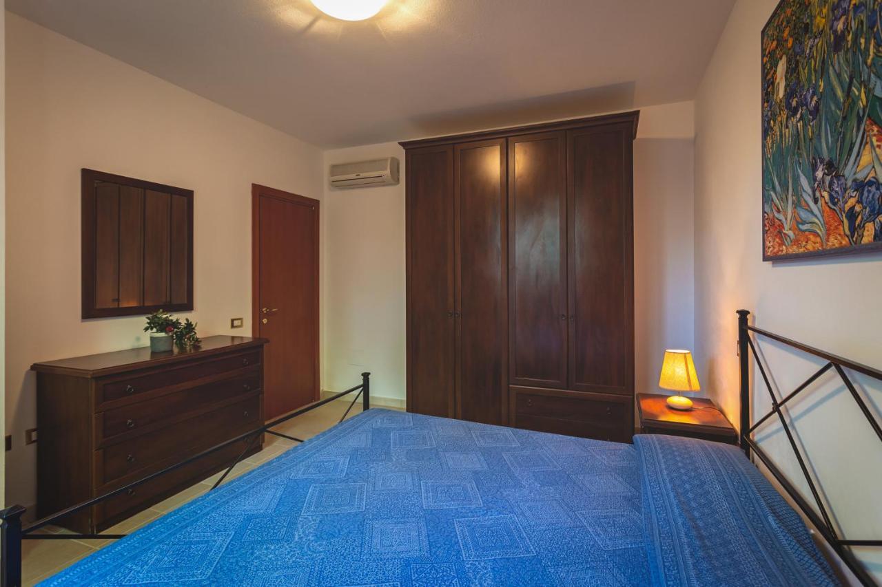 Matteo'S Apartments กวาร์ดิสตัลโล ภายนอก รูปภาพ