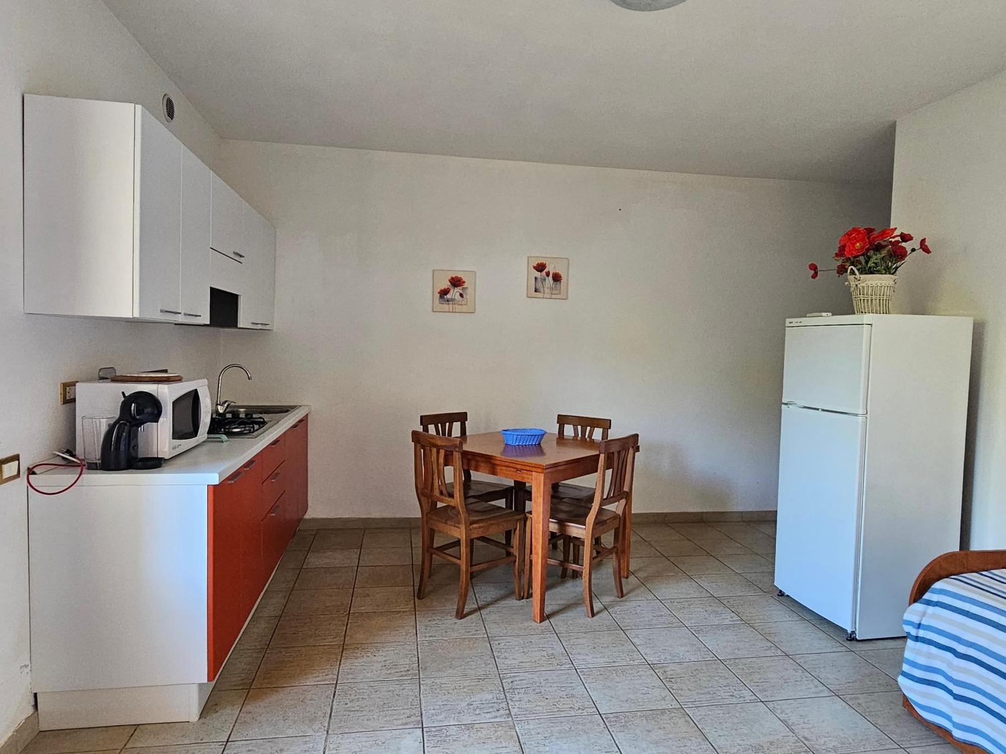 Matteo'S Apartments กวาร์ดิสตัลโล ภายนอก รูปภาพ